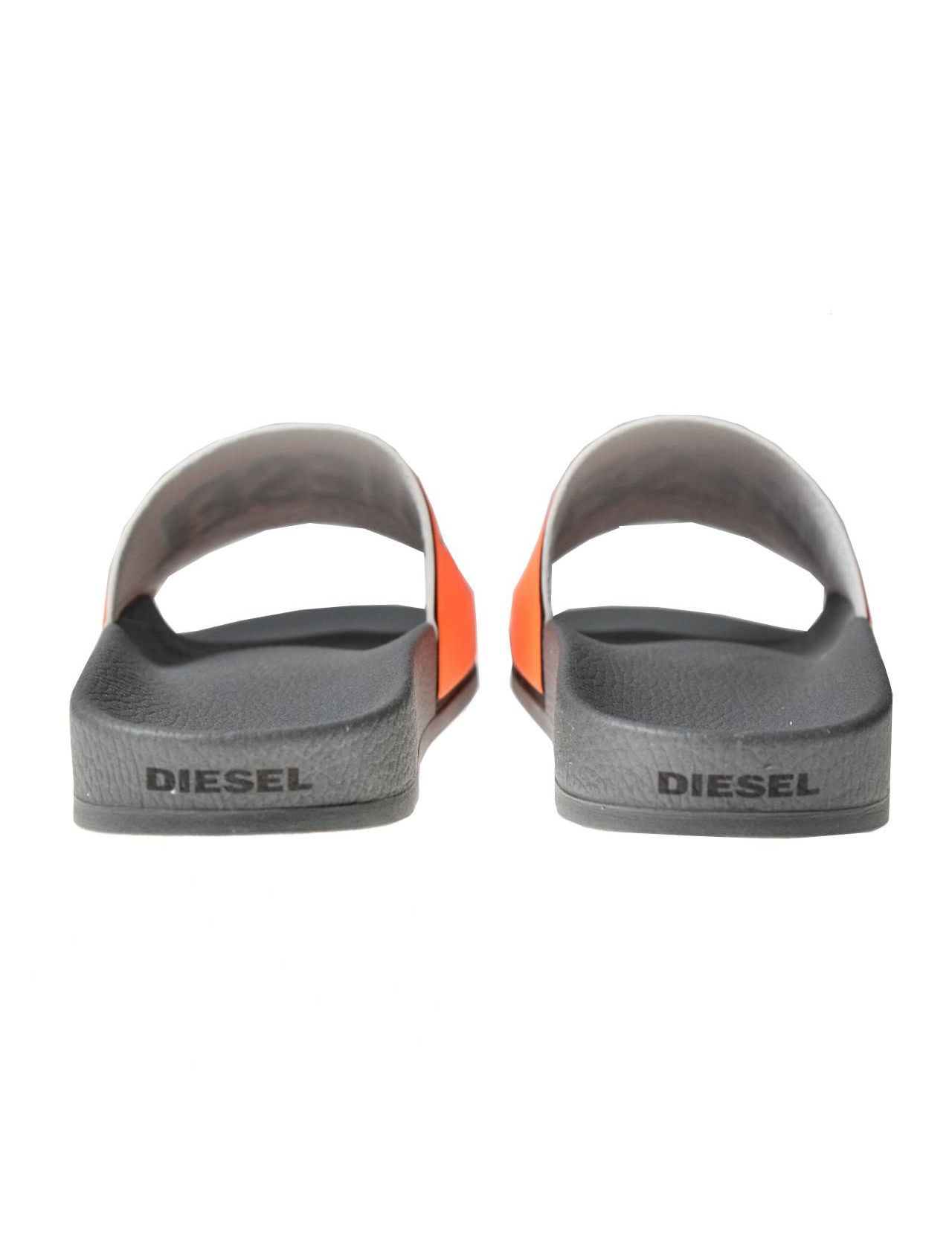 Diesel top slippers price