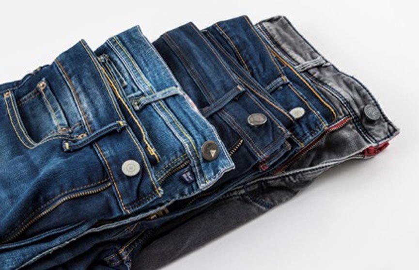 WARDROBE MUST-HAVE: JEANS